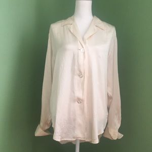 Style New York cream silk long sleeved blouse